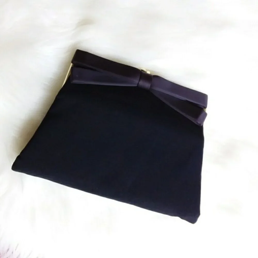 Blue Vintage Kiss-lock Clutch Gold-tone Hardware